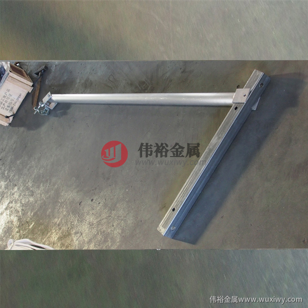 斜撐